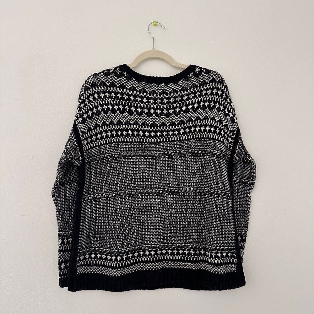 Winter/Christmas Knit Sweater - Picture 3 of 7
